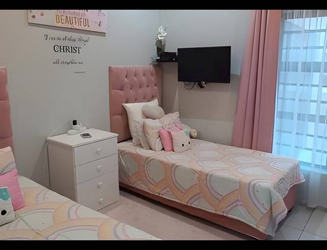 3 BEDROOM HOUSE FOR SALE IN ADMIRALS PARK
